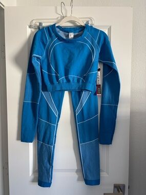 NWT New Mix Leggings and Cropped Long Sleeve Set